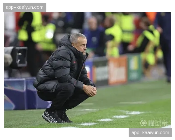 恩里克掌控比赛节奏，巴黎两回合均利用开场闪电战