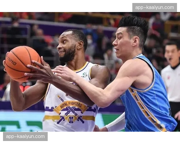 京粤双雄战术迭代对比分析，外援配置与本土核心融合度